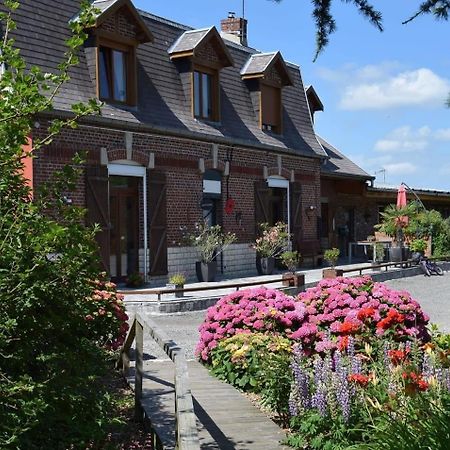 Le Clos Du Clocher Gueudecourt Exteriör bild