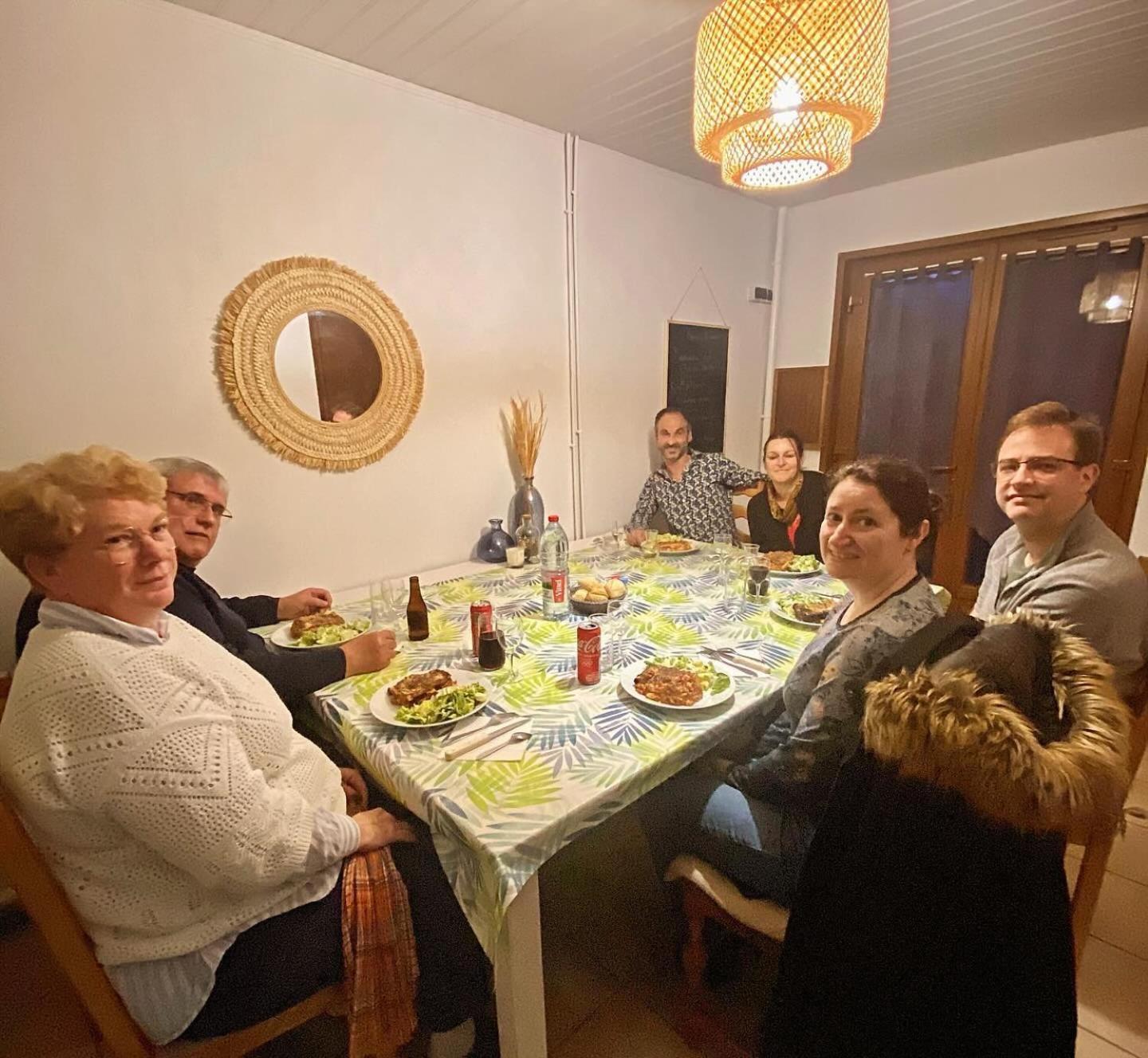 Le Clos Du Clocher Gueudecourt Exteriör bild