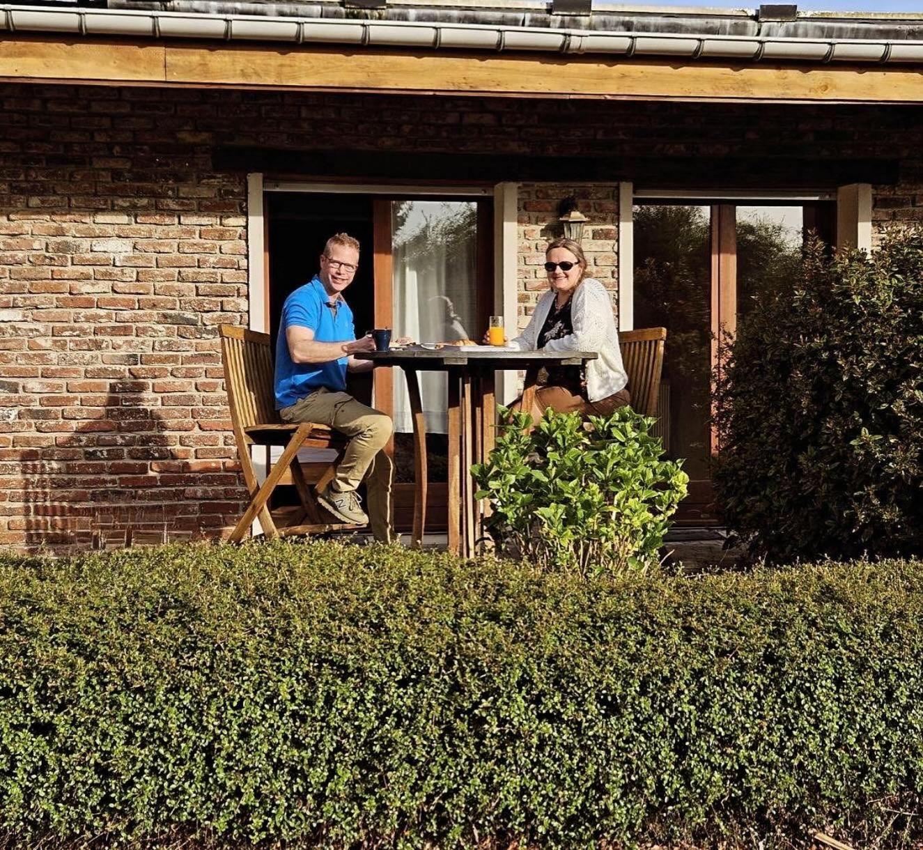 Le Clos Du Clocher Gueudecourt Exteriör bild